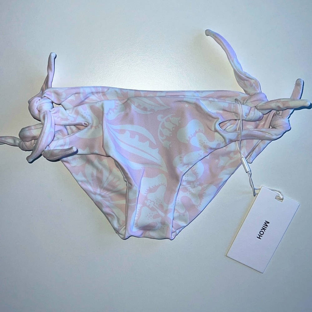 MIKOH MINI Poipu Cutout Knot detailed bottom in Luau Cloud Pink NWT size S